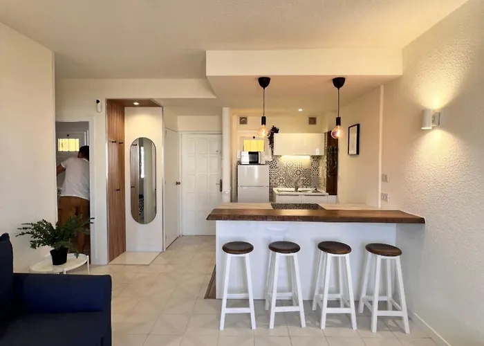 Seaview And Sunset Cristianos