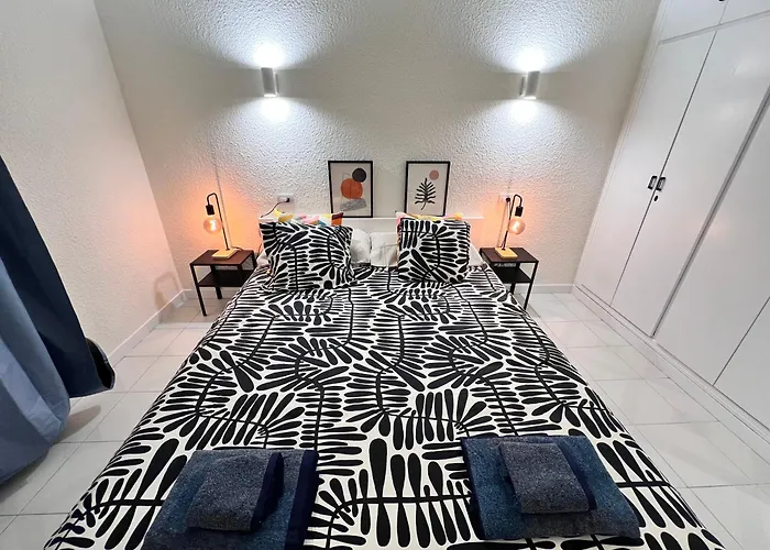 Seaview And Sunset Cristianos