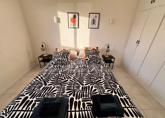 Seaview And Sunset Cristianos *